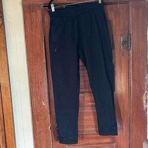 Under armour sweats size medium
